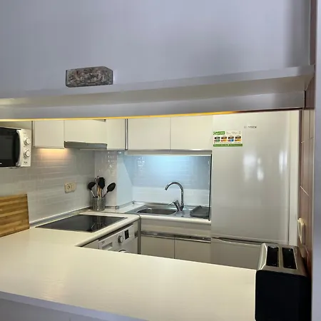 Ap21-sa Riera Apartman *